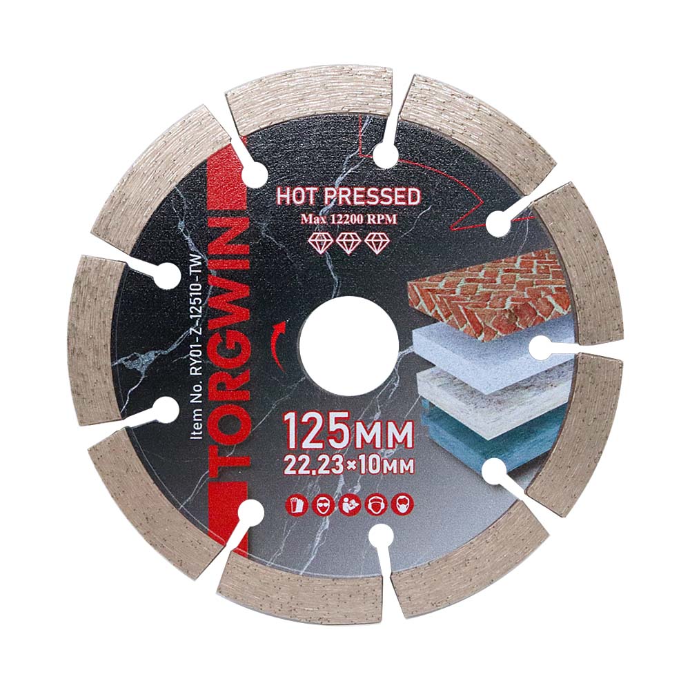 Blade gergaji berlian tersegmentasi yang ditekan panas untuk memotong beton
